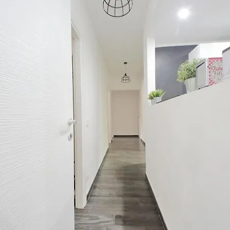 Apartament Maka, Dal Fascino Unico Rzym